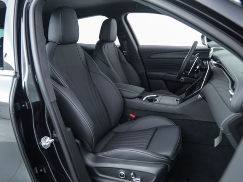 New 2025 Maserati Grecale Modena AWD/4WD image 11