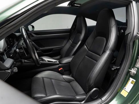 Used 2020 Porsche 911 Carrera 4S w/ Sport Package image 12