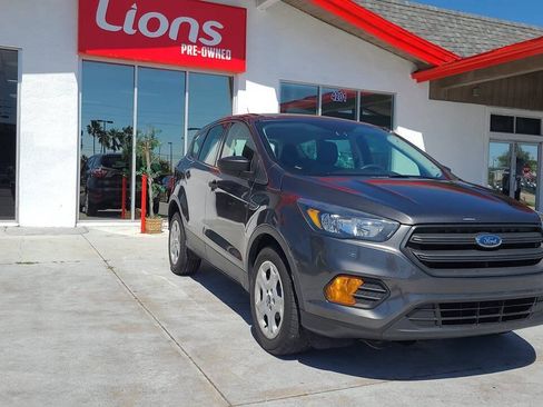 Used 2018 Ford Escape S FWD image 4