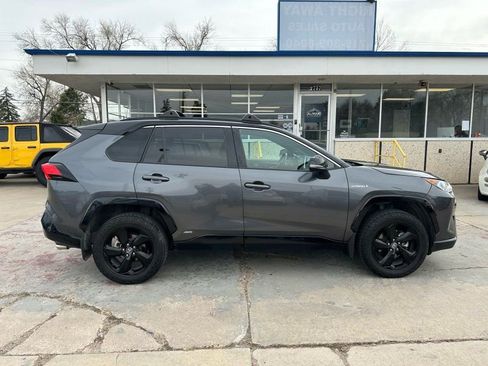 Used 2020 Toyota RAV4 XSE image 8