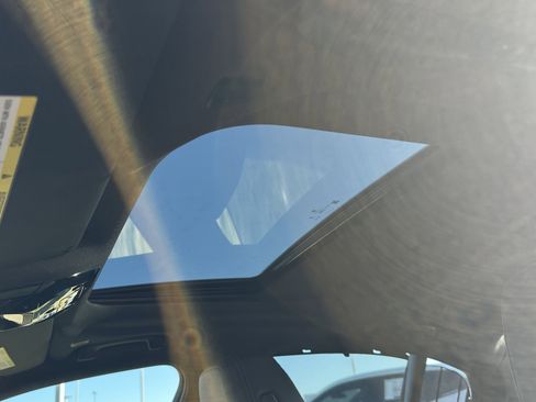 Used 2024 BMW 540i xDrive 540i xDrive w/ Premium Package image 29