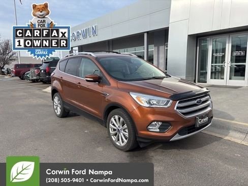 Used 2017 Ford Escape Titanium image 1