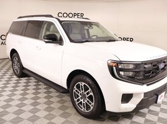 Used 2025 Ford Expedition Active AWD/4WD video 1