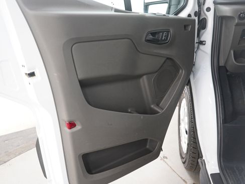 Used 2024 Ford Transit 350 XLT image 15