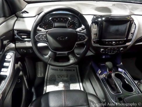 Used 2023 Chevrolet Traverse RS AWD/4WD image 19