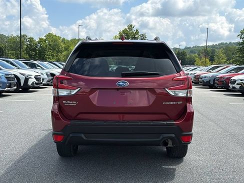 Certified 2023 Subaru Forester Premium AWD/4WD image 7