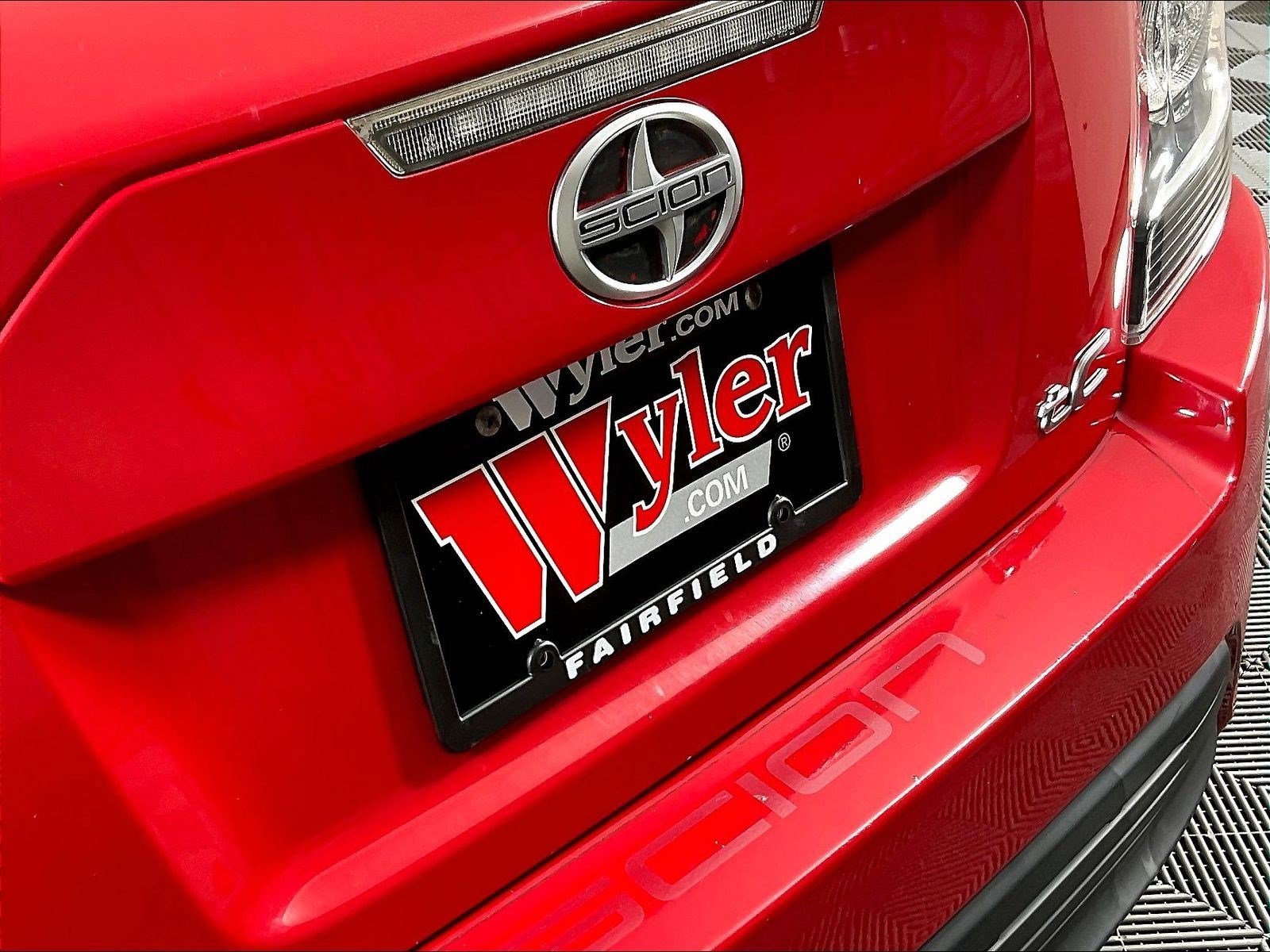 Used 2015 Scion tC FWD image 22