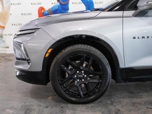 Used 2023 Chevrolet Blazer RS AWD/4WD image 17