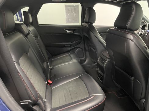Used 2023 Ford Edge ST-Line image 23
