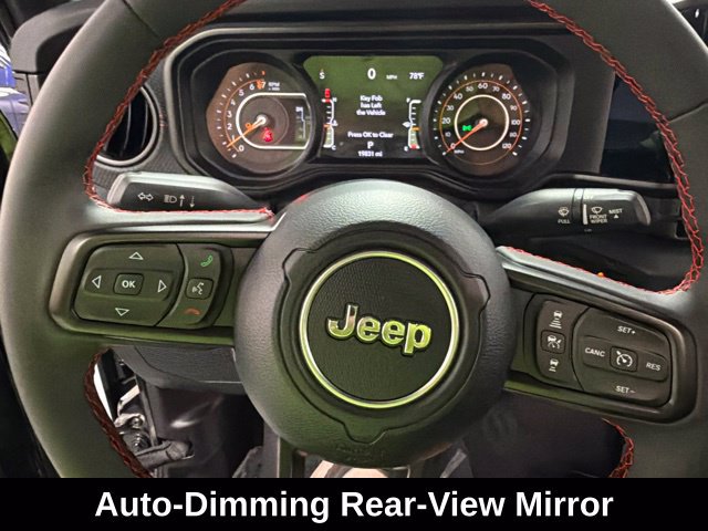 Used 2024 Jeep Gladiator Rubicon AWD/4WD image 23