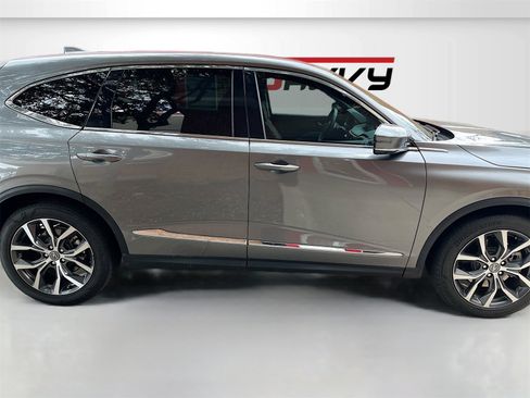 Used 2024 Acura MDX FWD w/ Technology Package image 8