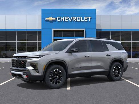 New 2027 Chevrolet Traverse Z71 w/ Enhanced Driving Package AWD/4WD image 2