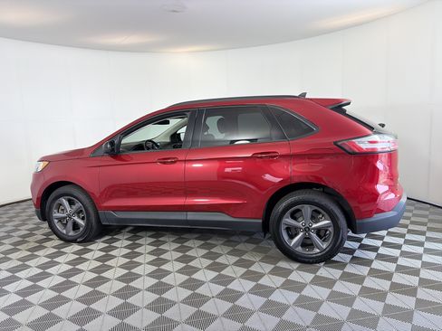 Used 2023 Ford Edge SEL w/ Sport Appearance Package AWD/4WD image 8