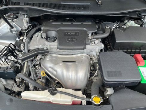 Used 2015 Toyota Camry LE FWD image 31