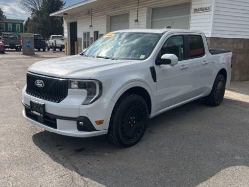 Used 2026 Ford Maverick Lobo AWD/4WD image 4