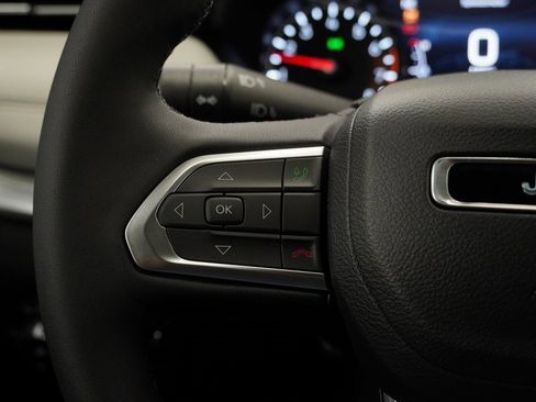 New 2026 Jeep Compass Limited image 25