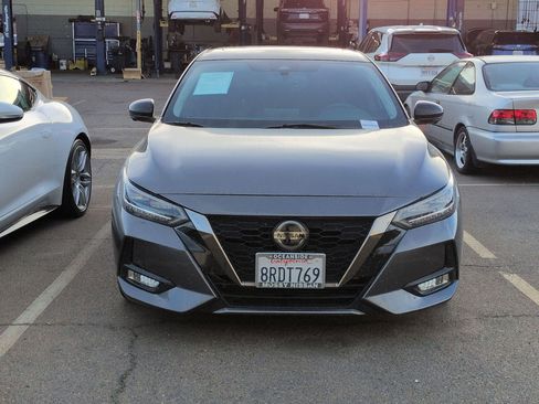 Used 2020 Nissan Sentra SR w/ Premium Package image 3