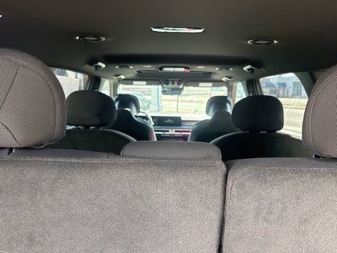 New 2027 Kia Telluride S w/ Towing Package image 12