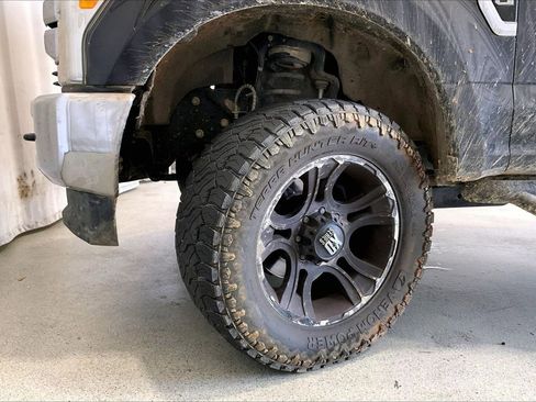 Used 2017 Ford F250 XL w/ STX Appearance Package AWD/4WD image 20