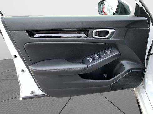 Certified 2024 Honda Civic EX-L image 11