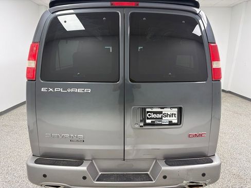 Used 2015 GMC Savana 2500 Extended RWD image 6