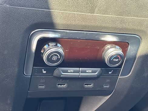 New 2026 GMC Yukon Denali w/ Denali Reserve Package AWD/4WD image 22