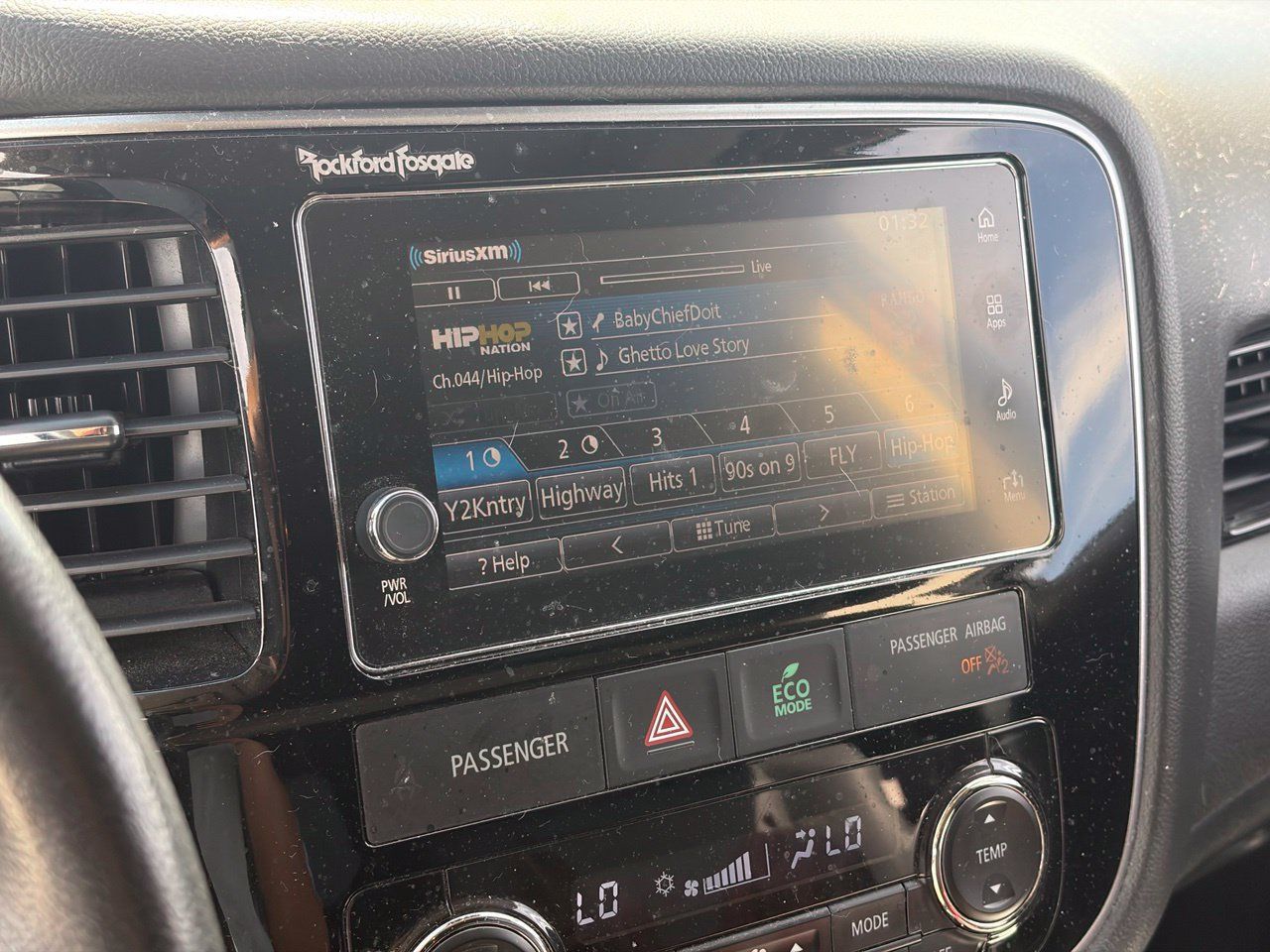 Used 2017 Mitsubishi Outlander SEL FWD image 11