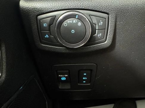 Certified 2020 Ford F150 Lariat w/ FX4 Off-Road Package AWD/4WD image 19