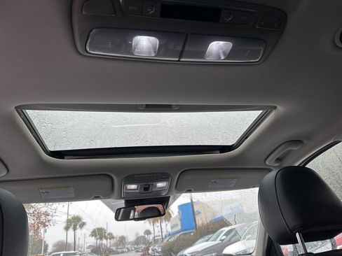 Used 2021 Kia Telluride EX w/ EX Premium Package image 16