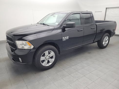Used 2019 RAM 1500 Express w/ Express Value Package AWD/4WD image 2
