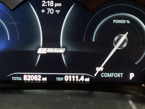 Used 2019 BMW 530e xDrive w/ Convenience Package AWD/4WD image 20