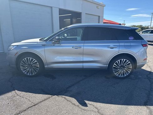 Used 2022 Lincoln Corsair Reserve w/ Equipment Group 201A image 8