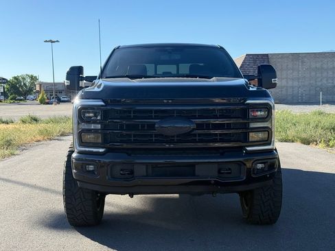 Used 2024 Ford F350 Platinum w/ Tremor Off-Road Package AWD/4WD image 5