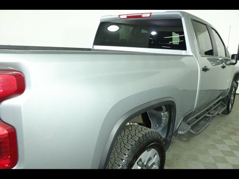 Used 2025 Chevrolet Silverado 2500 Custom w/ Custom Value Package image 20