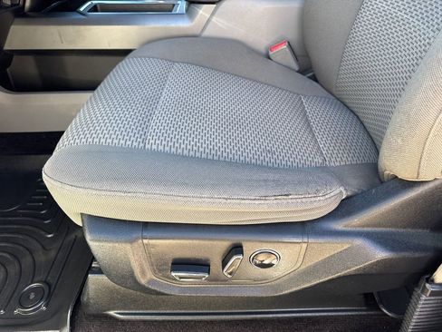 Used 2017 Ford F150 XLT w/ Equipment Group 302A Luxury image 39