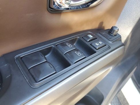 Used 2023 Nissan Titan Platinum Reserve w/ Moonroof Package image 25