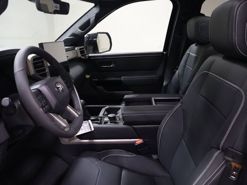 New 2026 Toyota Tundra Limited AWD/4WD image 8