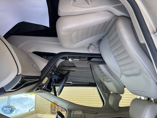 Used 2017 Ford Fusion SE w/ Fusion SE Technology Package FWD image 29