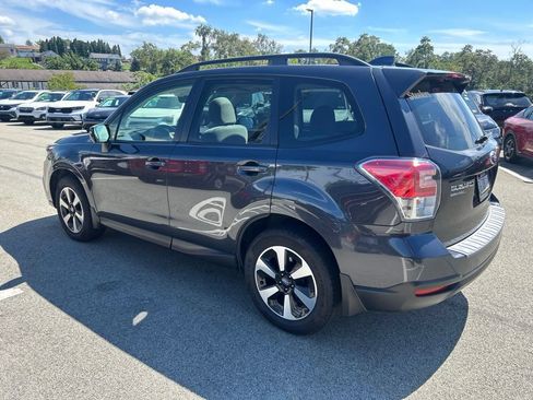 Used 2017 Subaru Forester 2.5i Premium AWD/4WD image 5