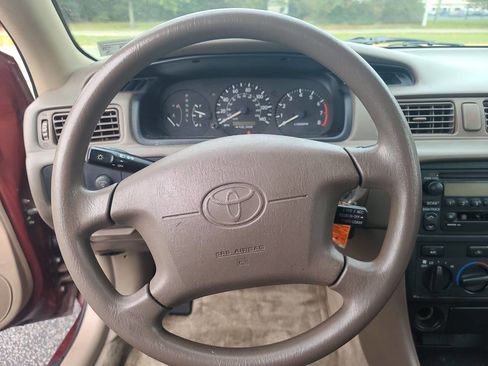 Used 2001 Toyota Camry LE image 15