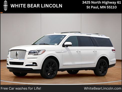Used 2024 Lincoln Navigator L Reserve AWD/4WD image 1