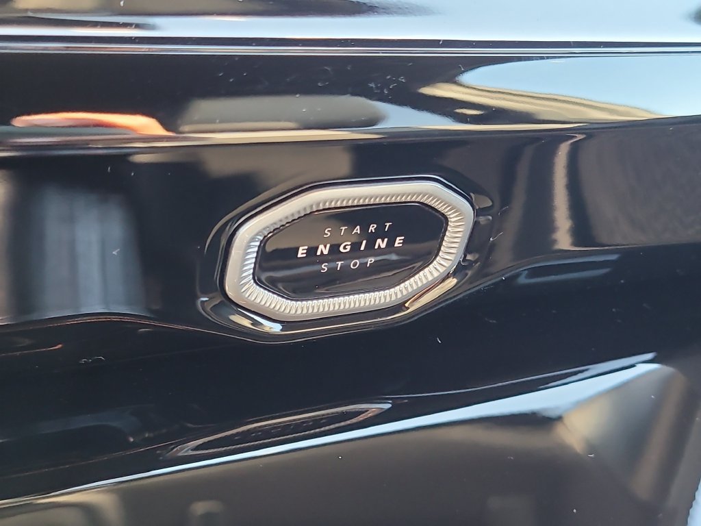 New 2027 Jeep Grand Cherokee Altitude AWD/4WD image 29
