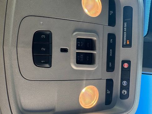 Used 2014 Cadillac ATS Luxury w/ Sun And Sound Package RWD image 21