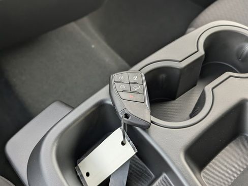 New 2026 GMC Sierra 1500 Elevation image 26