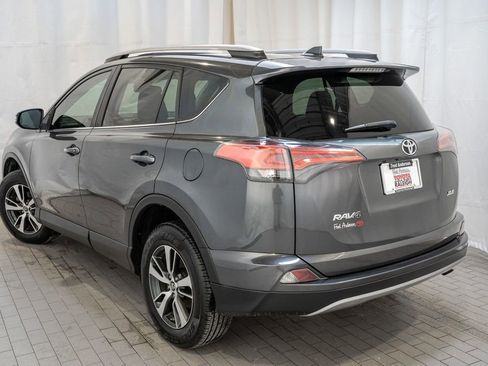 Used 2018 Toyota RAV4 XLE image 3