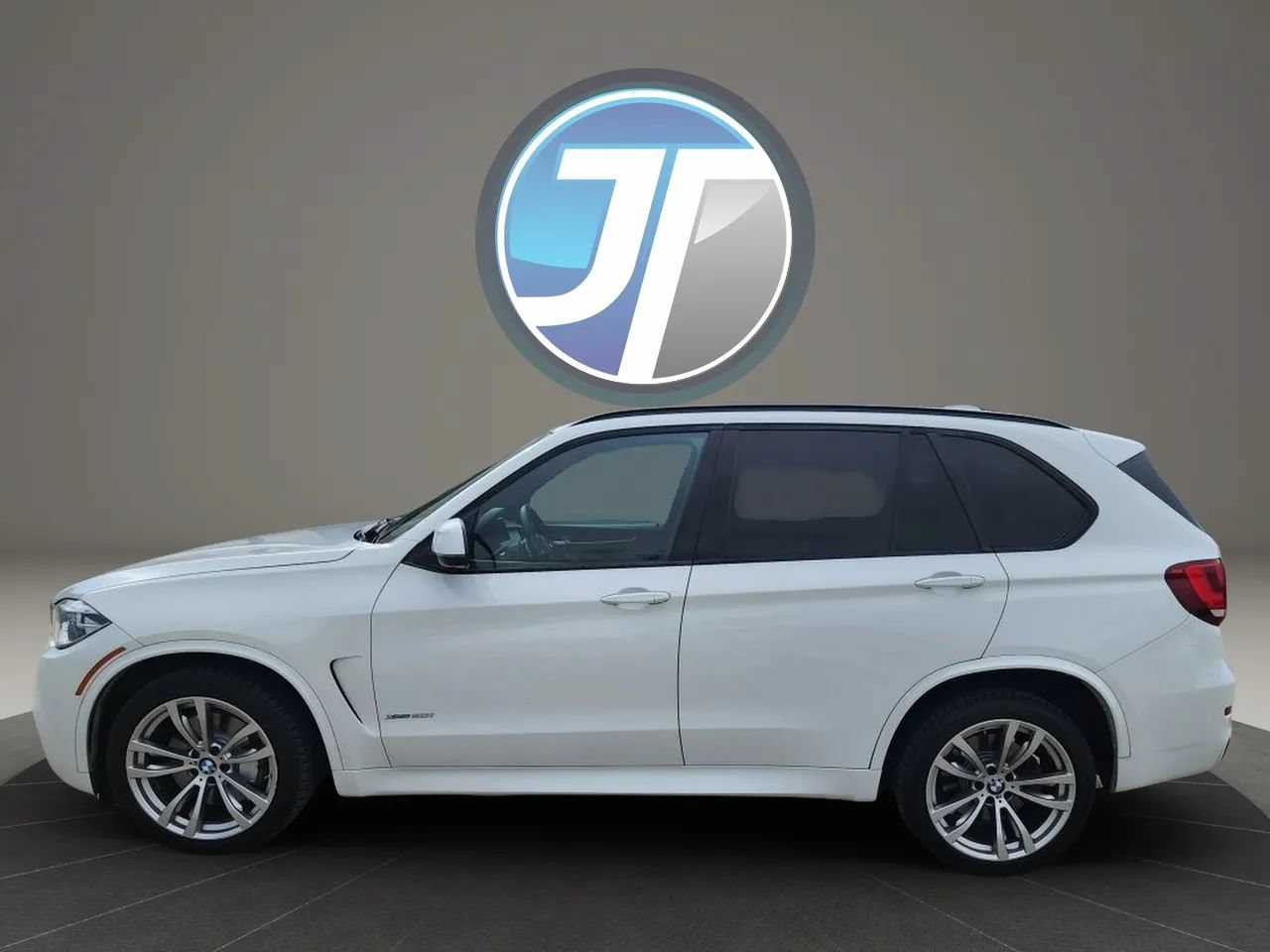 Used 2015 BMW X5 xDrive50i AWD/4WD image 6