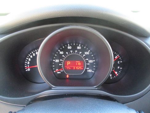 Used 2019 Kia Soul image 14