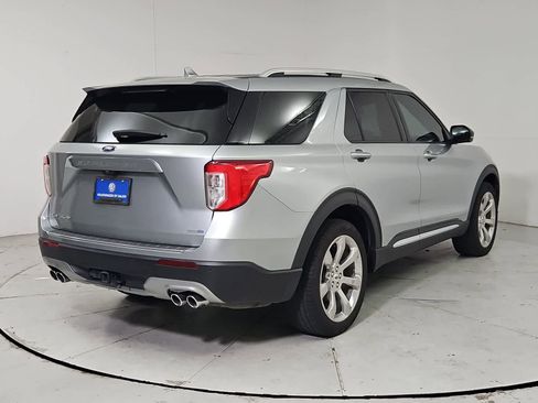 Used 2020 Ford Explorer Platinum w/ Premium Technology Package AWD/4WD image 6