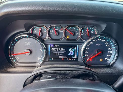 Used 2018 GMC Yukon SLT image 10