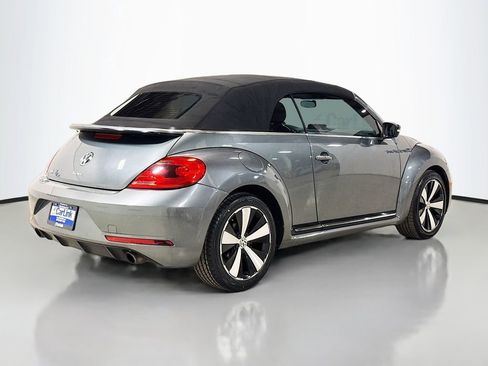Used 2013 Volkswagen Beetle 2.0T image 8